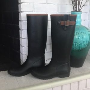 Black Sperry top-sider rain boots, worn 1 time!